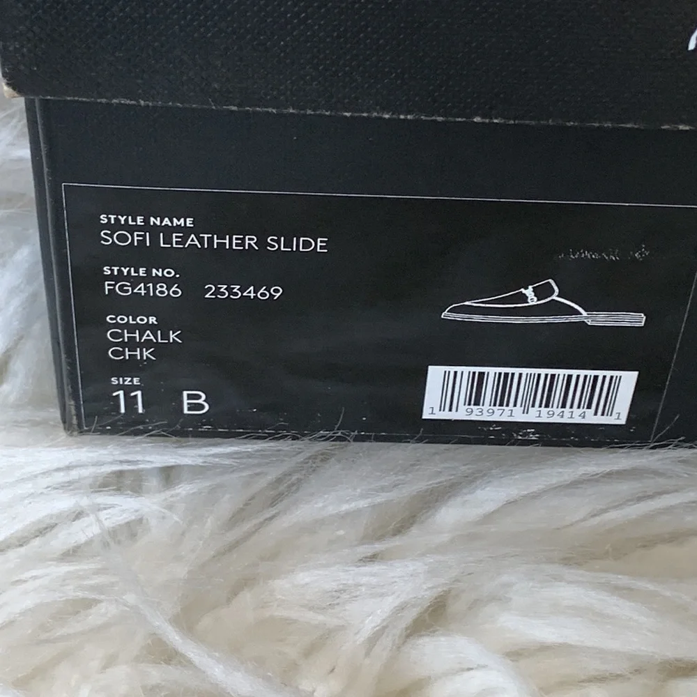 🌸COACH SOFI LEATHER SLIDE🌸 - Picture 7 of 7